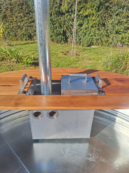 Piscina & Hot Tub Ñahue Dual: Ingeniería y dedicación Superior
