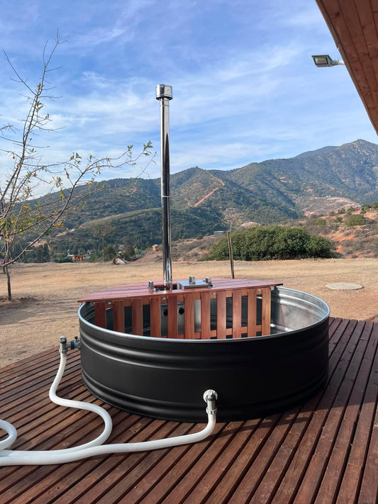 Piscina & Hot Tub Ñahue Dual: Ingeniería y dedicación Superior
