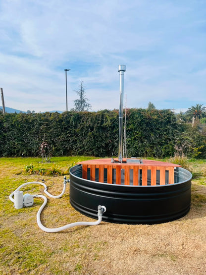Piscina & Hot Tub Ñahue Dual: Ingeniería y dedicación Superior